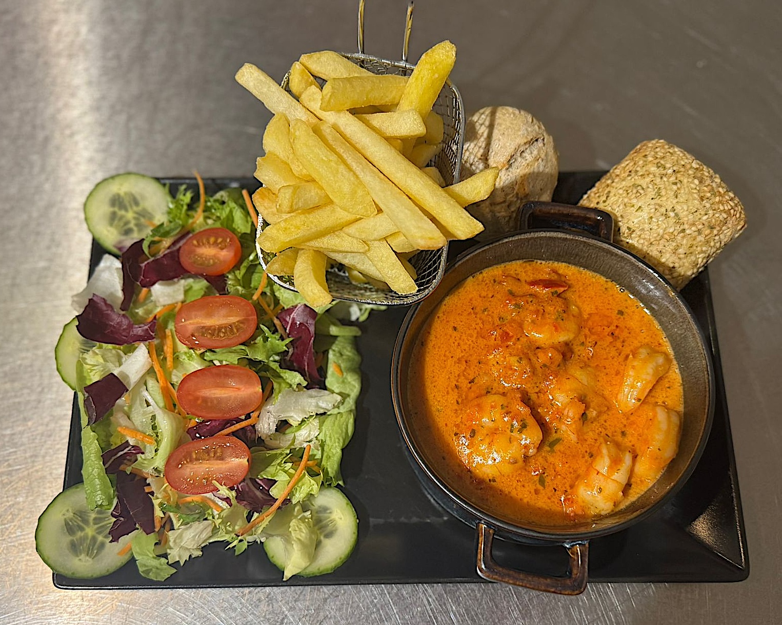 Scampi tomato cream sauce